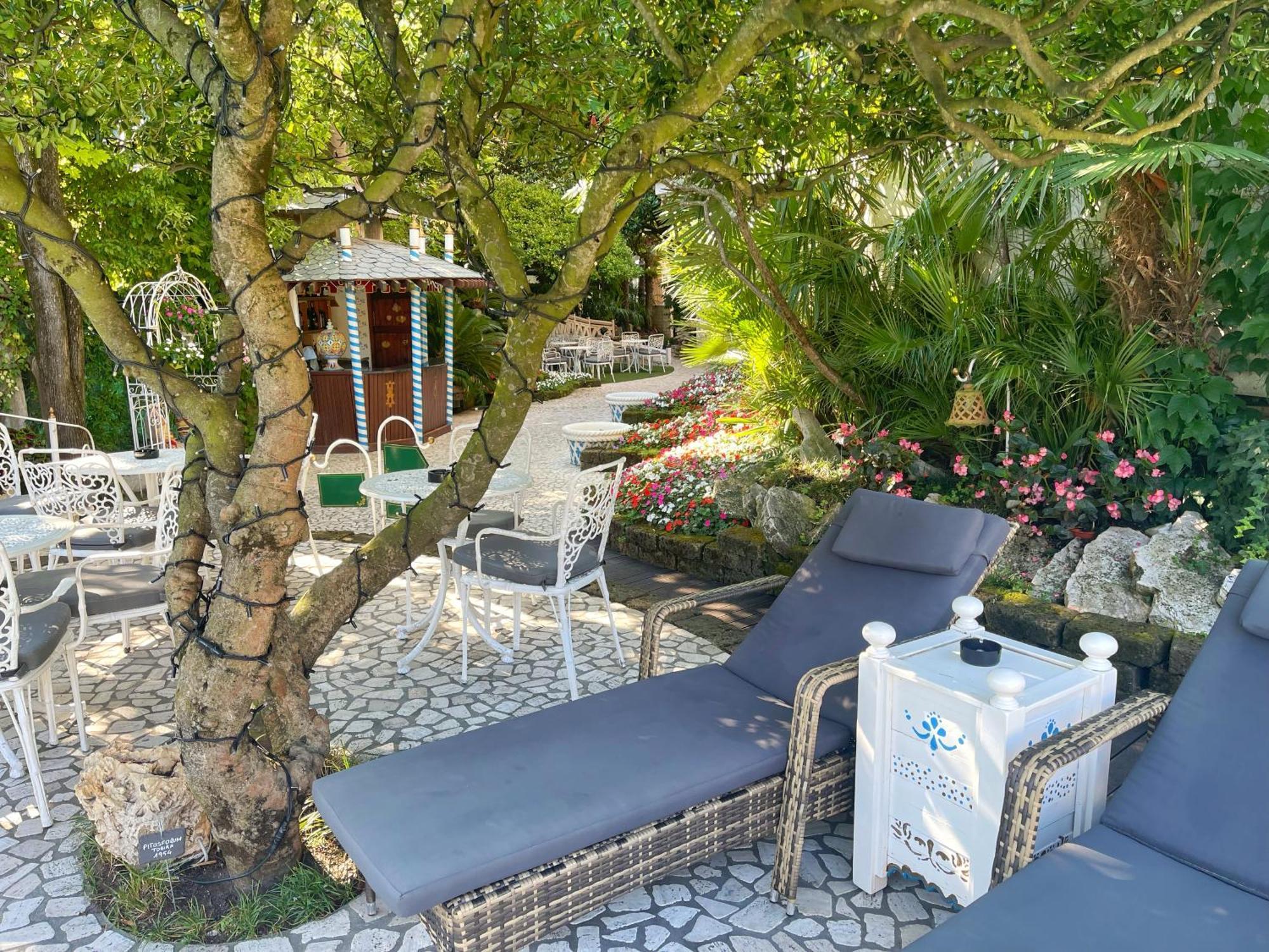 Milton Boutique Hotel - Adults Only ลิโดดิเยโซโล ภายนอก รูปภาพ