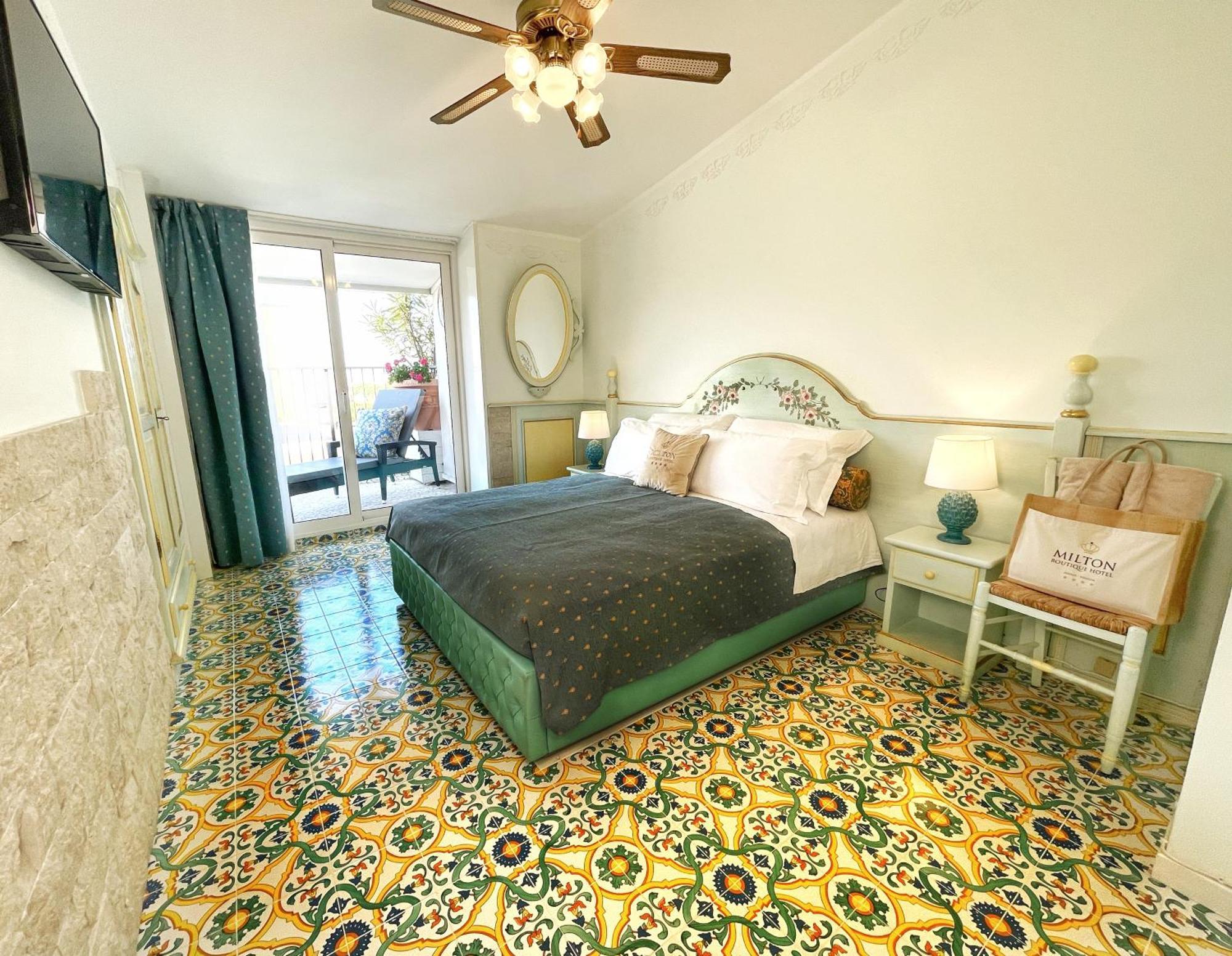Milton Boutique Hotel - Adults Only ลิโดดิเยโซโล ภายนอก รูปภาพ